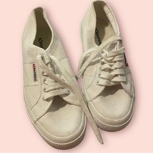 Superga Sneakers 8.5w